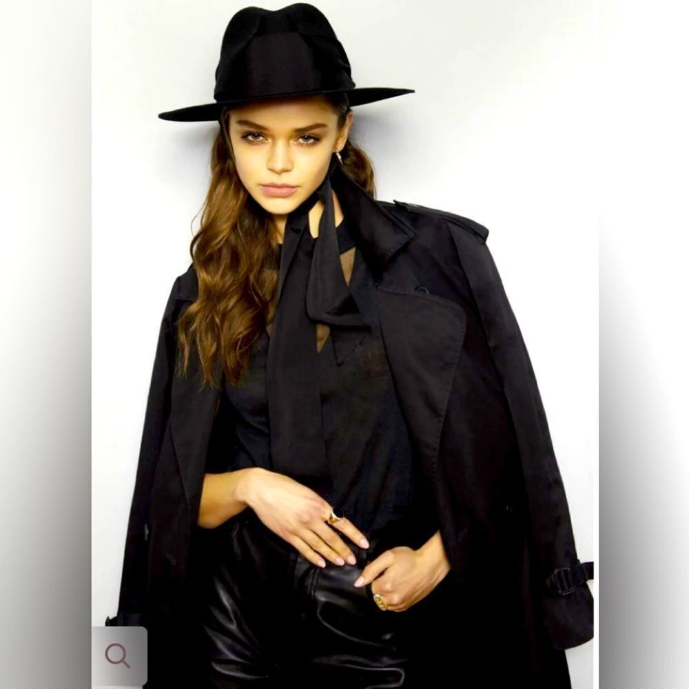 Sarah J Curtis Black 100% Wool Hat NWT